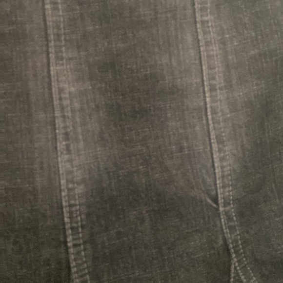 Super cute flared premium denim washed tulip cut skirt - Picture 3 of 6